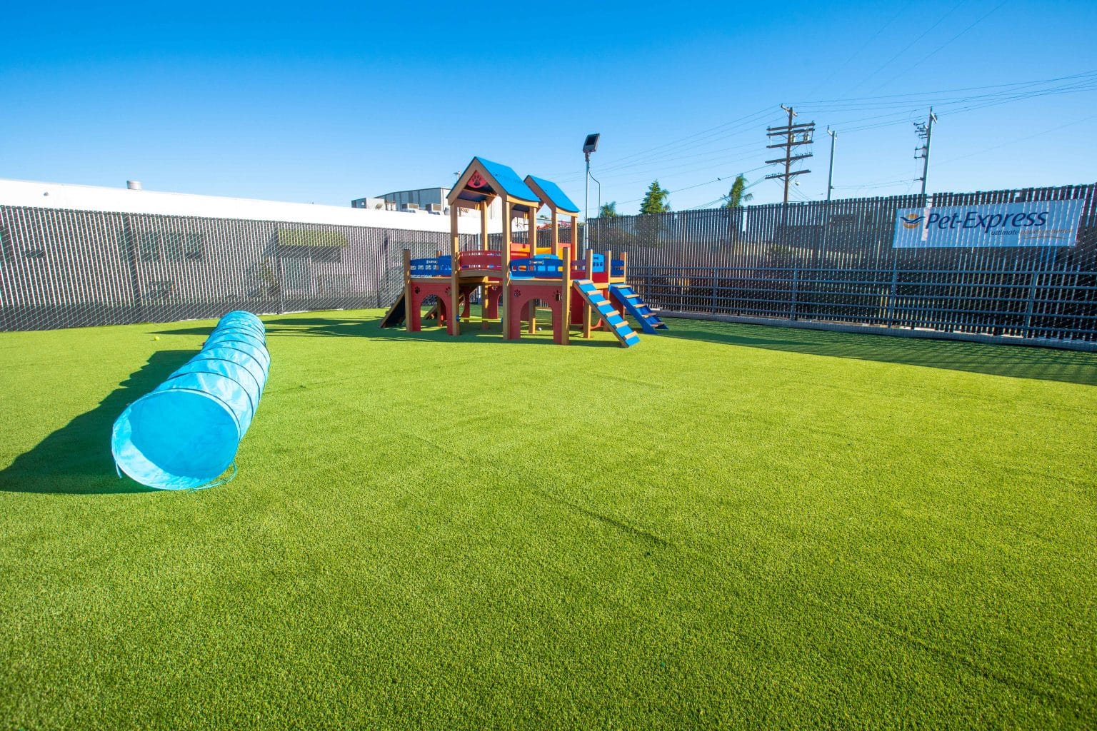 Pet Hotel & Boarding in Los Angeles Pet Express